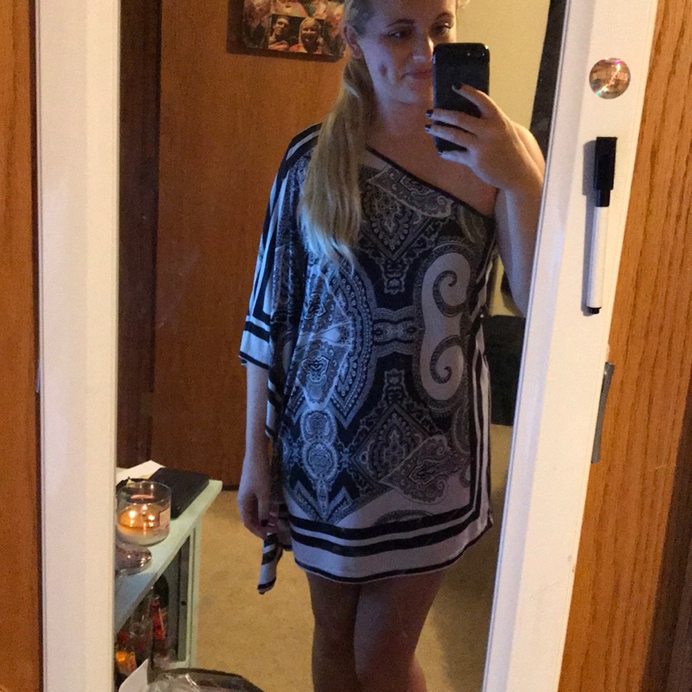 Patterned one shoulder dress